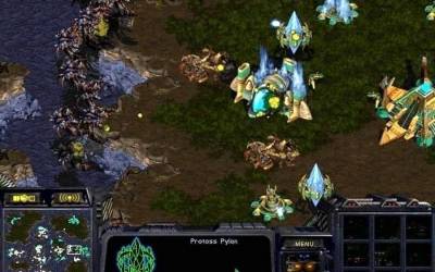 StarCraft: Insurrection скачать на пк