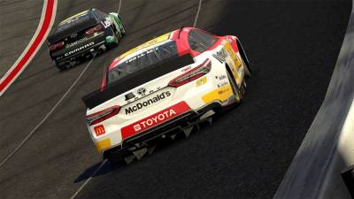 NASCAR Rivals бесплатно скачать на пк