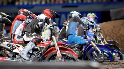 Monster Energy Supercross - The Official Videogame 4 скачать на пк